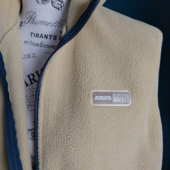 REI warm vest - Picture 7 of 7